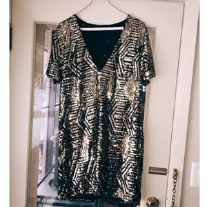 Missguided Gold Sequin Party Dress